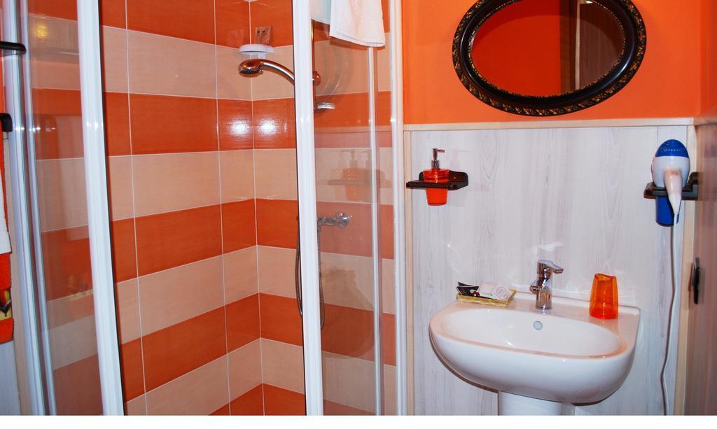 B&B I Viandanti Piancogno Номер фото